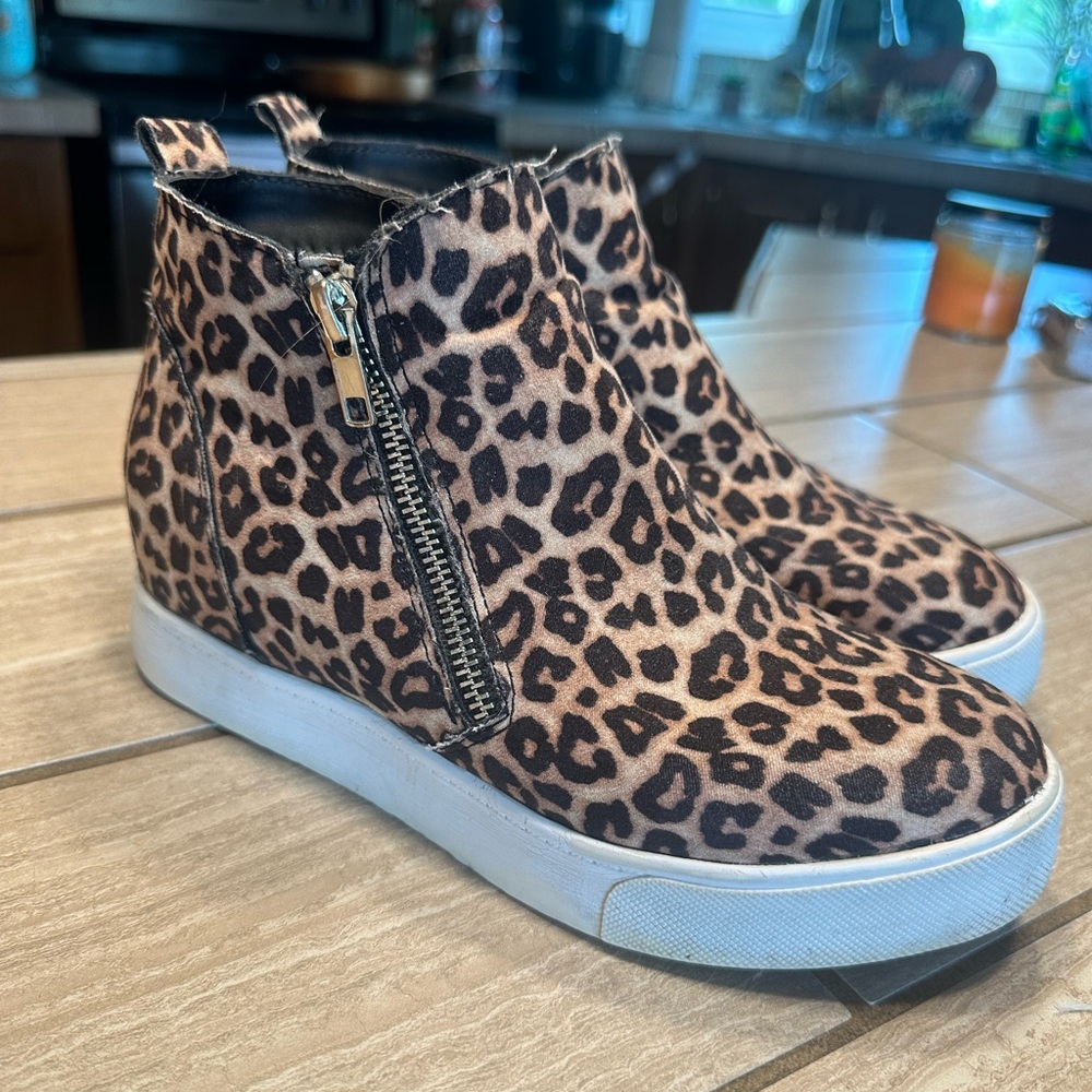 Cheetah Print Booties- Gently Worn, Size 7.5, Very Comfortable